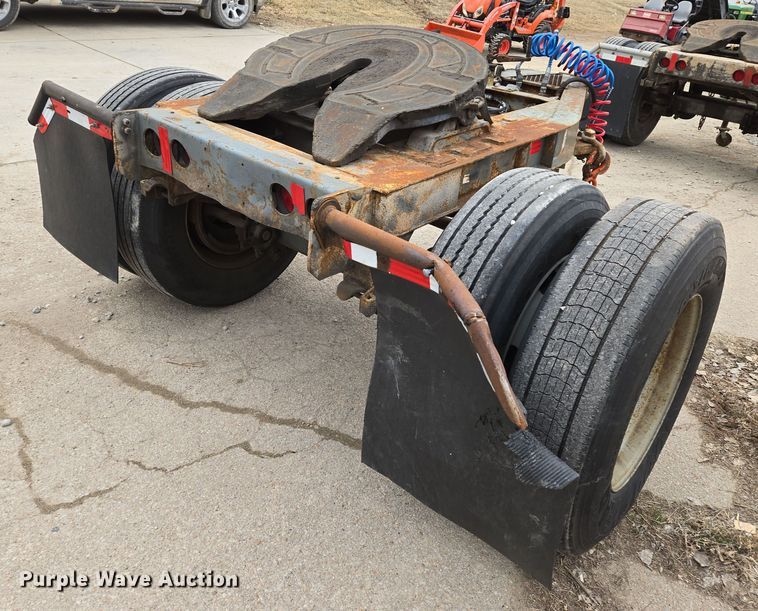 image for item EN8690 1989 Fruehauf EL FI trailer dolly