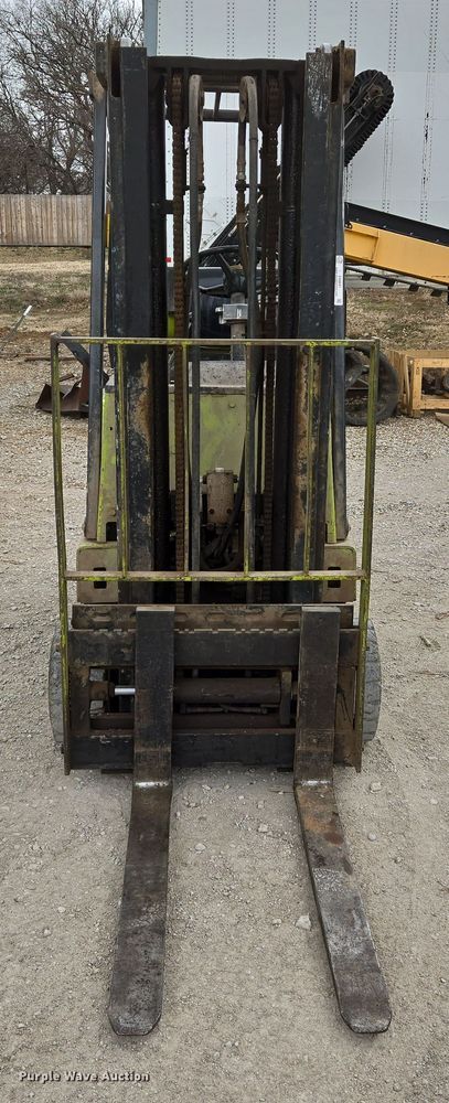 image for item EN8691 Clark C500-30 forklift