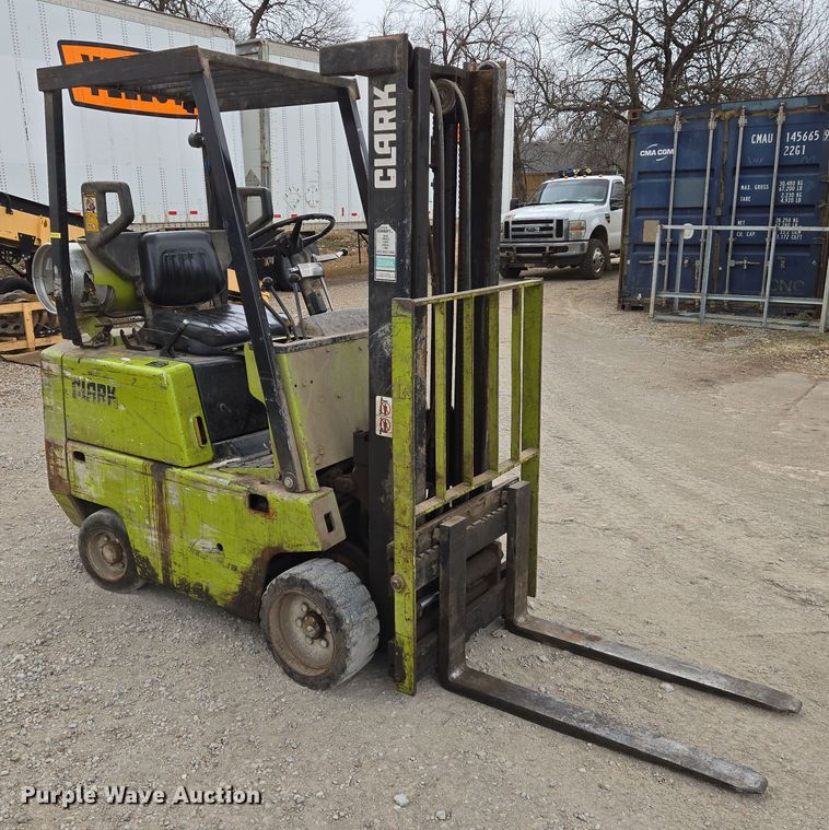 image for item EN8691 Clark C500-30 forklift
