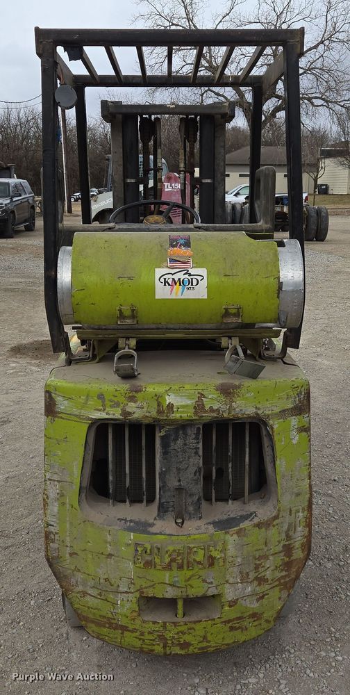 image for item EN8691 Clark C500-30 forklift