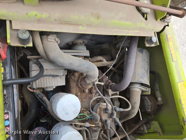 image for item EN8691 Clark C500-30 forklift