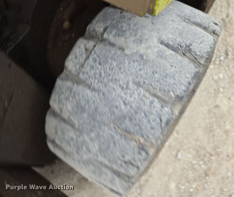 image for item EN8691 Clark C500-30 forklift