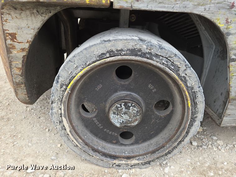 image for item EN8692 Nissan MCP1F2A20LV forklift