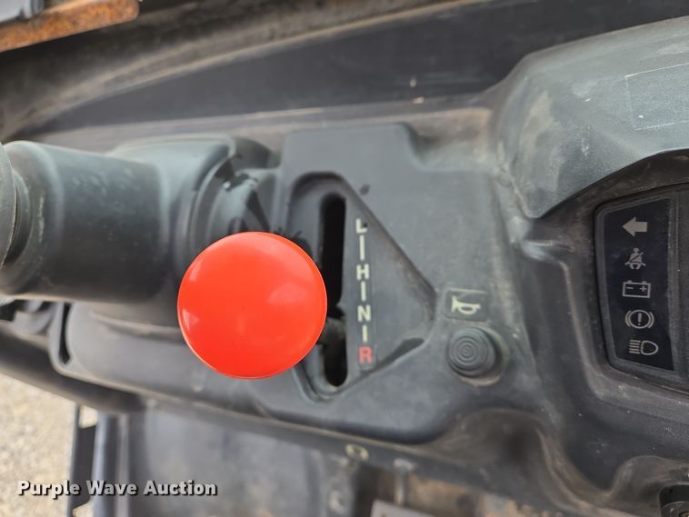 image for item EN8694 2014 Kubota RTV X900 utility vehicle