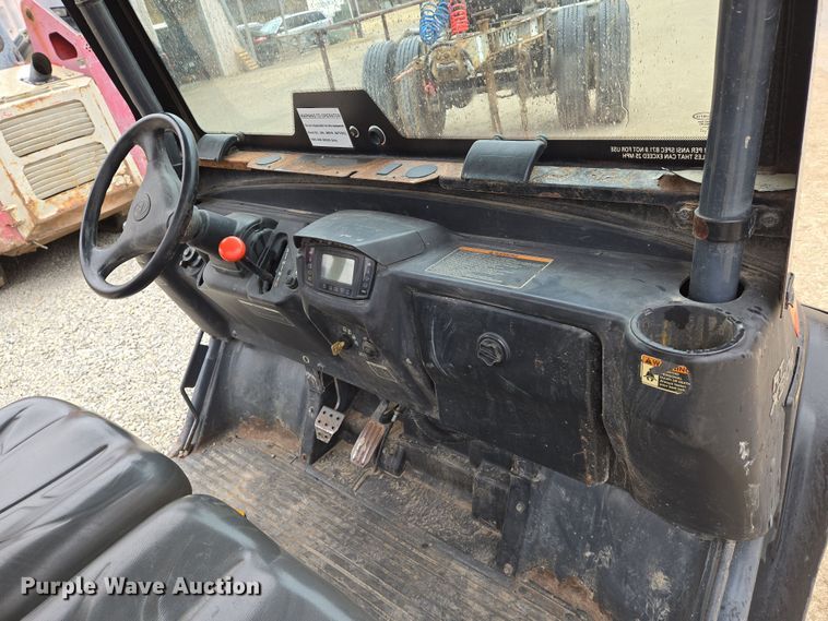 image for item EN8694 2014 Kubota RTV X900 utility vehicle