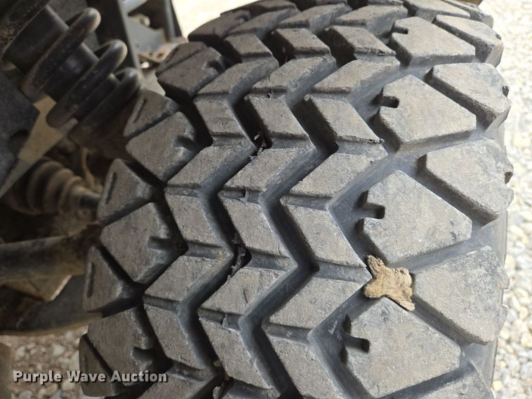 image for item EN8694 2014 Kubota RTV X900 utility vehicle