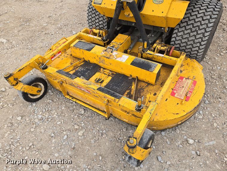 image for item EN8695 2000 Walker MDDGHS ZTR lawn mower