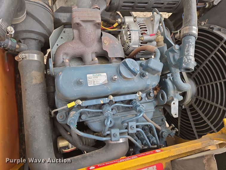 image for item EN8695 2000 Walker MDDGHS ZTR lawn mower