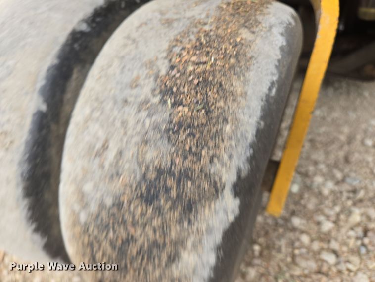 image for item EN8695 2000 Walker MDDGHS ZTR lawn mower