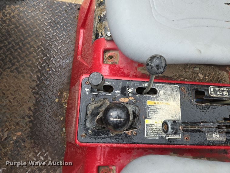 image for item EN8696 1997 Toro Workman 3200 utility vehicle