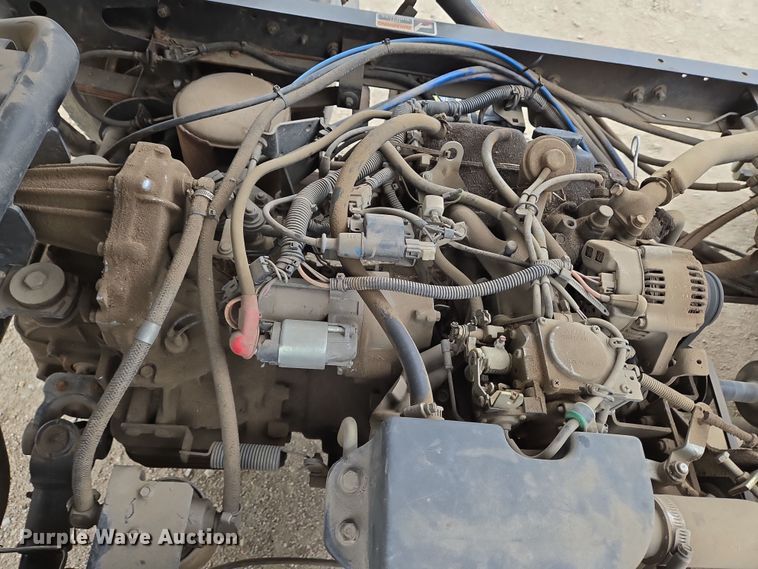 image for item EN8696 1997 Toro Workman 3200 utility vehicle