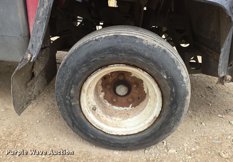 image for item EN8696 1997 Toro Workman 3200 utility vehicle