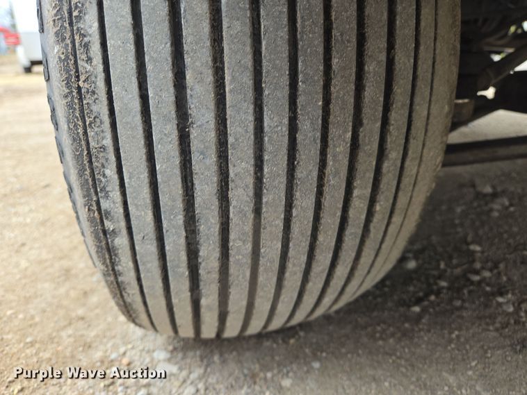 image for item EN8696 1997 Toro Workman 3200 utility vehicle