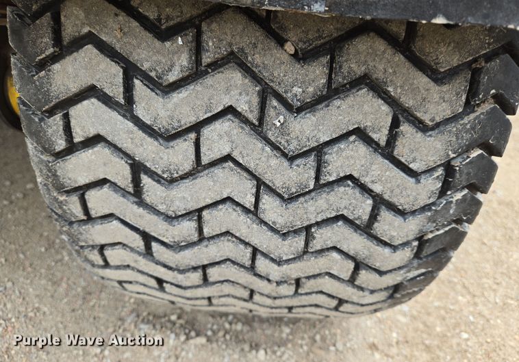 image for item EN8696 1997 Toro Workman 3200 utility vehicle