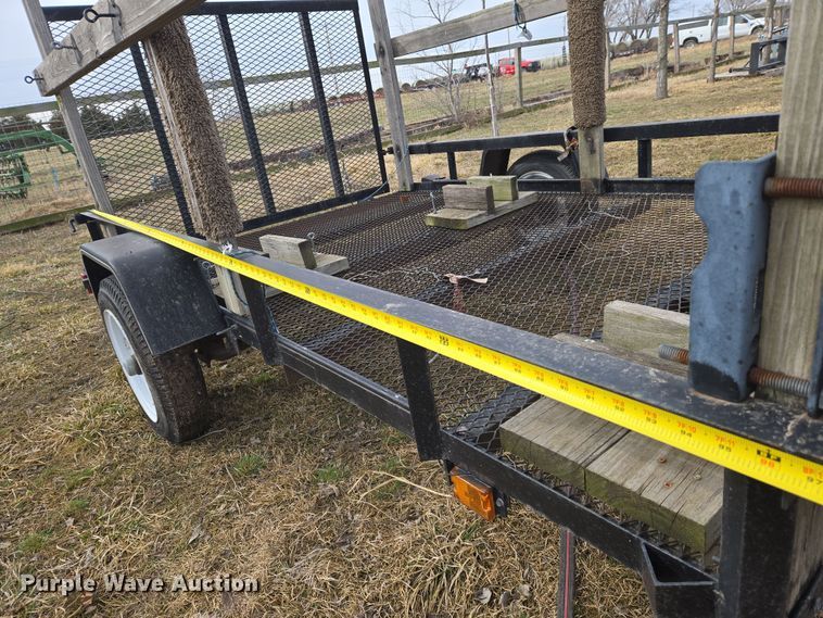 image for item EN8701 Carry-On utility trailer