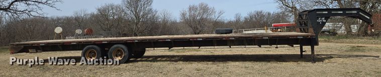 image for item EN8705 2005 LB Trailer equipment trailer