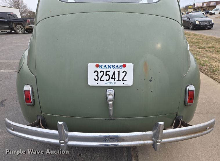 image for item EN8706 1941 Ford Deluxe 