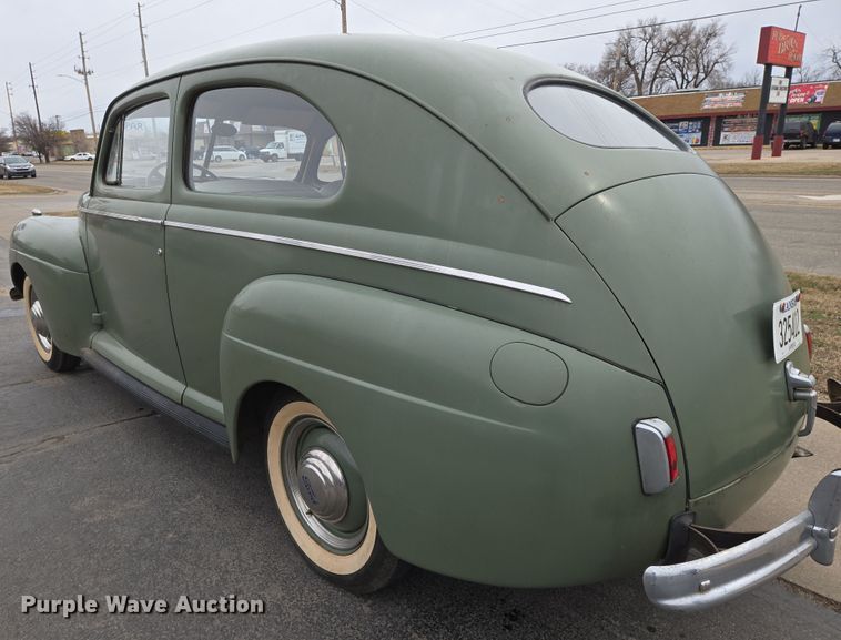 image for item EN8706 1941 Ford Deluxe 
