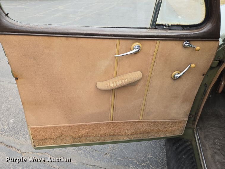 image for item EN8706 1941 Ford Deluxe 