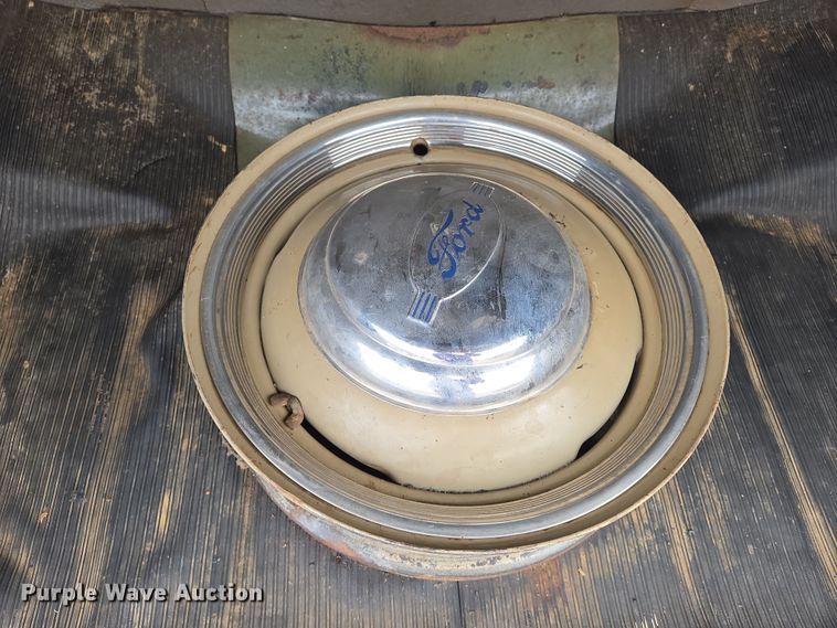 image for item EN8706 1941 Ford Deluxe 