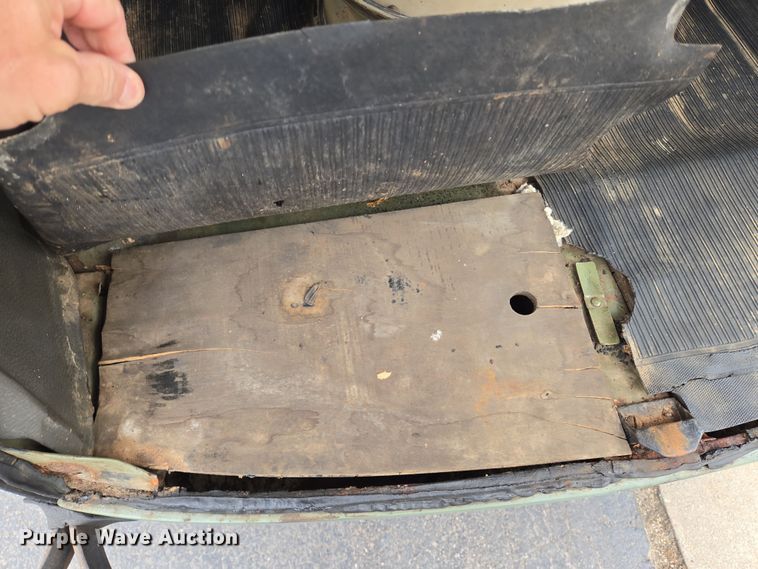 image for item EN8706 1941 Ford Deluxe 