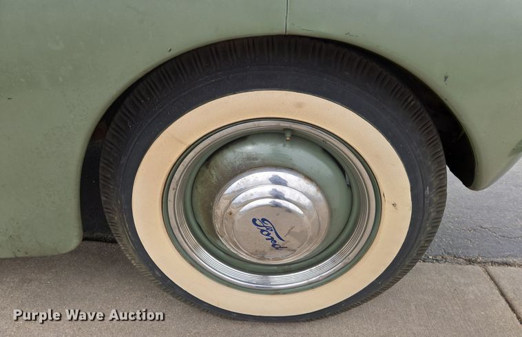 image for item EN8706 1941 Ford Deluxe 