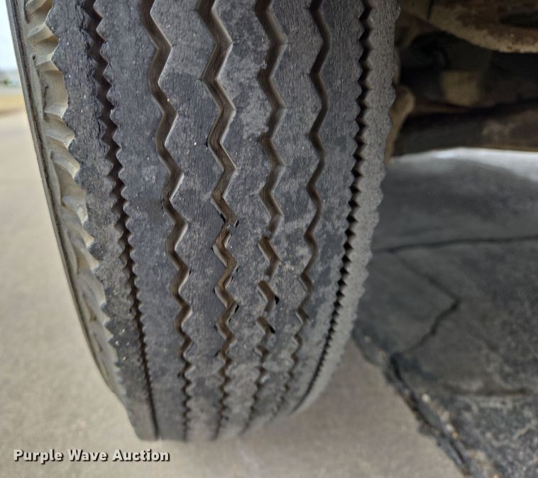 image for item EN8706 1941 Ford Deluxe 