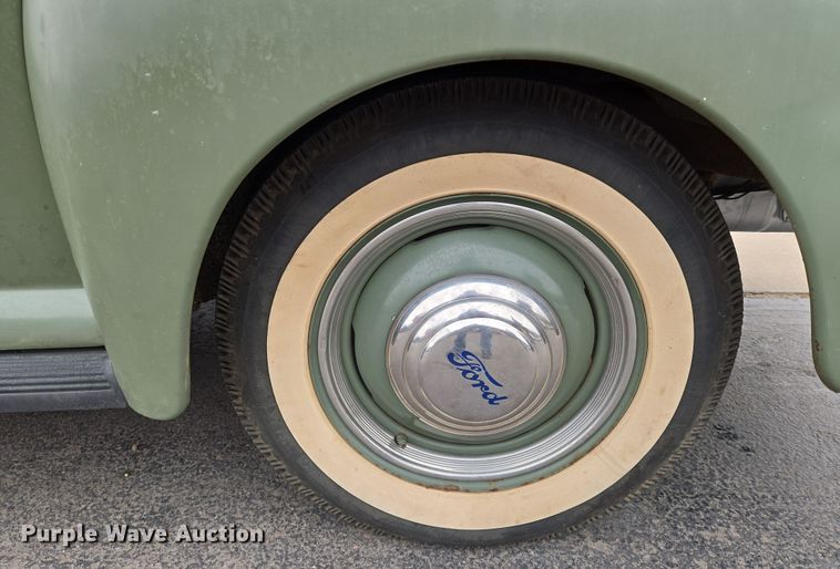 image for item EN8706 1941 Ford Deluxe 