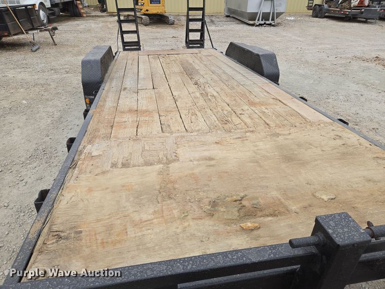 image for item EN8710 2007 PJ equipment trailer