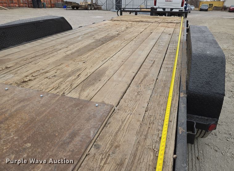 image for item EN8710 2007 PJ equipment trailer