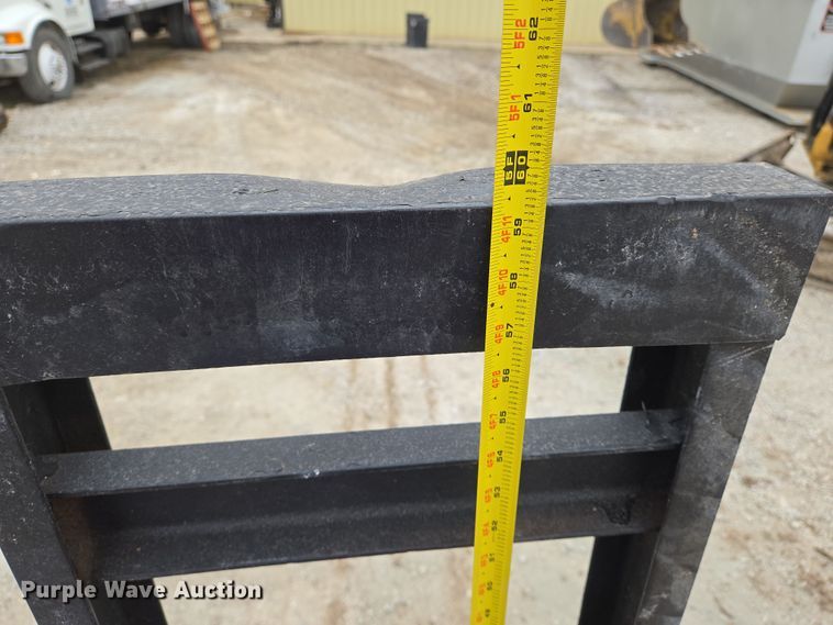 image for item EN8710 2007 PJ equipment trailer