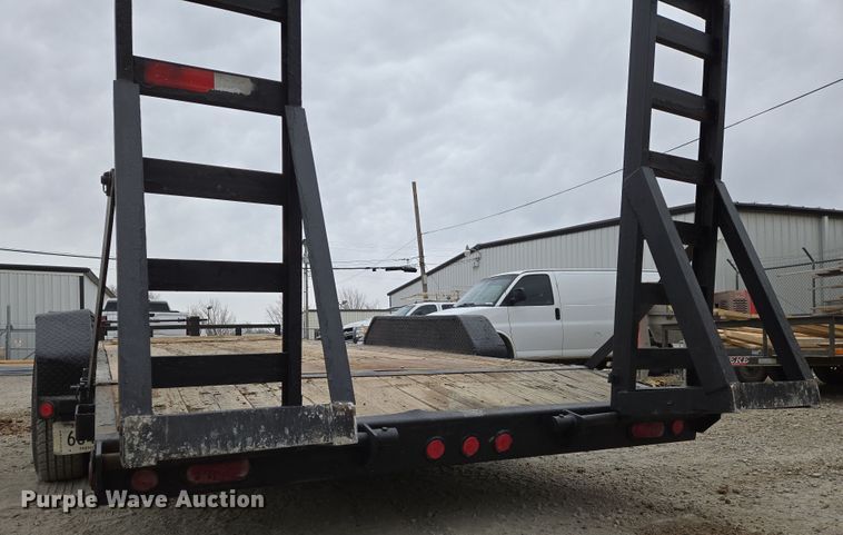 image for item EN8710 2007 PJ equipment trailer