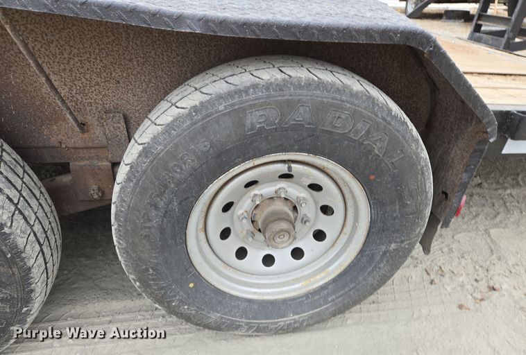 image for item EN8710 2007 PJ equipment trailer