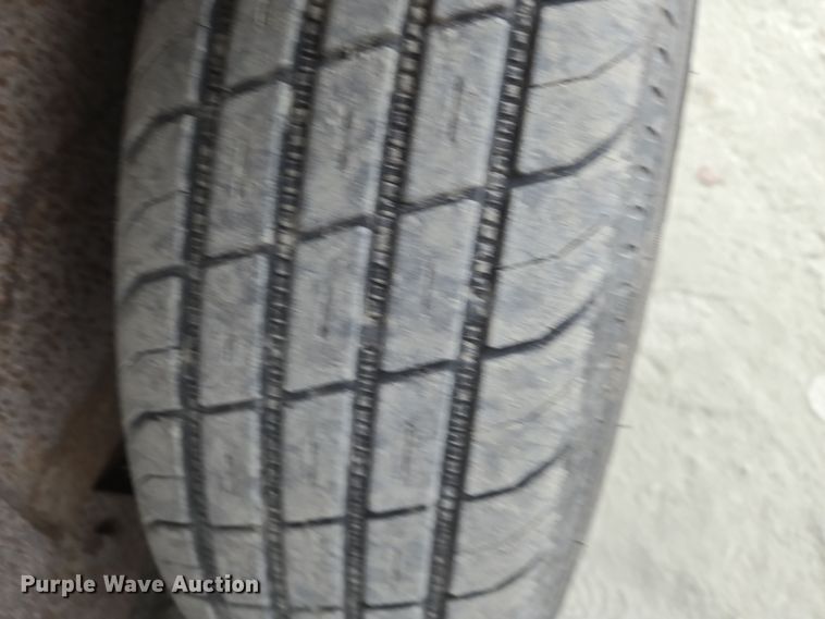 image for item EN8710 2007 PJ equipment trailer