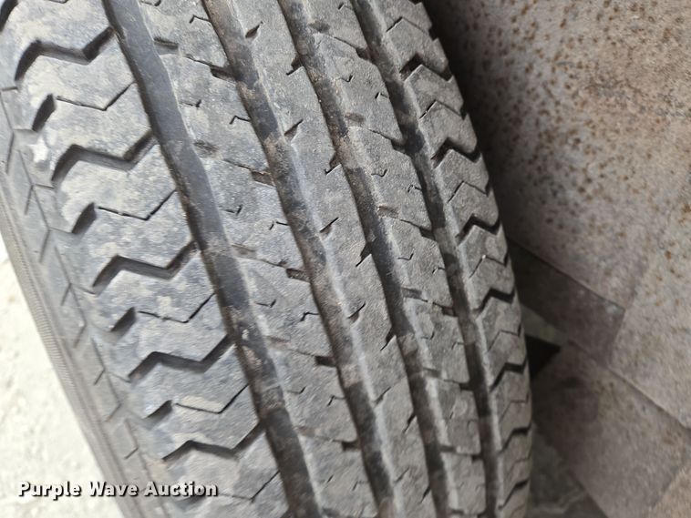 image for item EN8710 2007 PJ equipment trailer