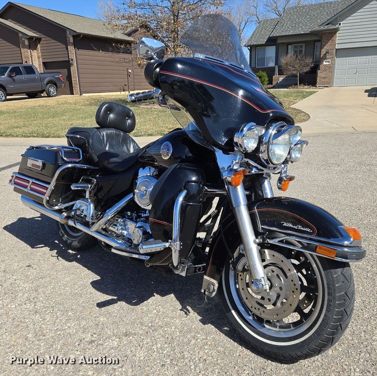 image for item EN8750 2000 Harley Davidson Electra Glide Ultra Classic FLHTCUI motorcycle