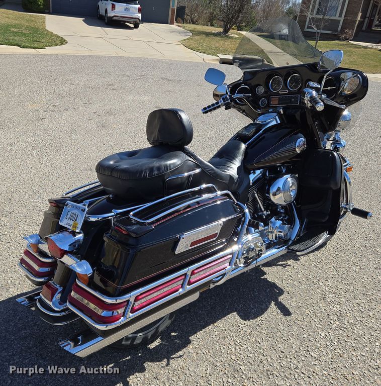 image for item EN8750 2000 Harley Davidson Electra Glide Ultra Classic FLHTCUI motorcycle