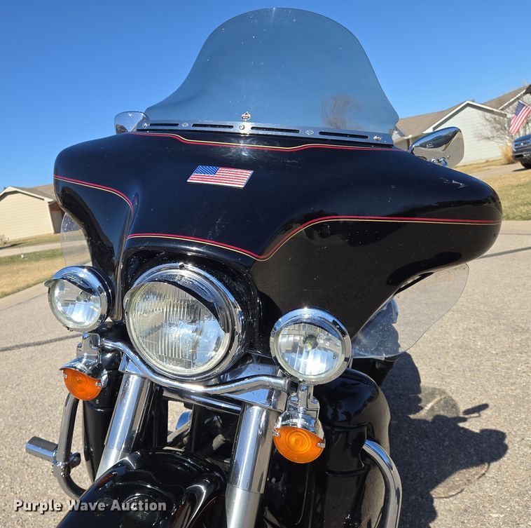 image for item EN8750 2000 Harley Davidson Electra Glide Ultra Classic FLHTCUI motorcycle