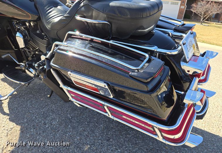 image for item EN8750 2000 Harley Davidson Electra Glide Ultra Classic FLHTCUI motorcycle