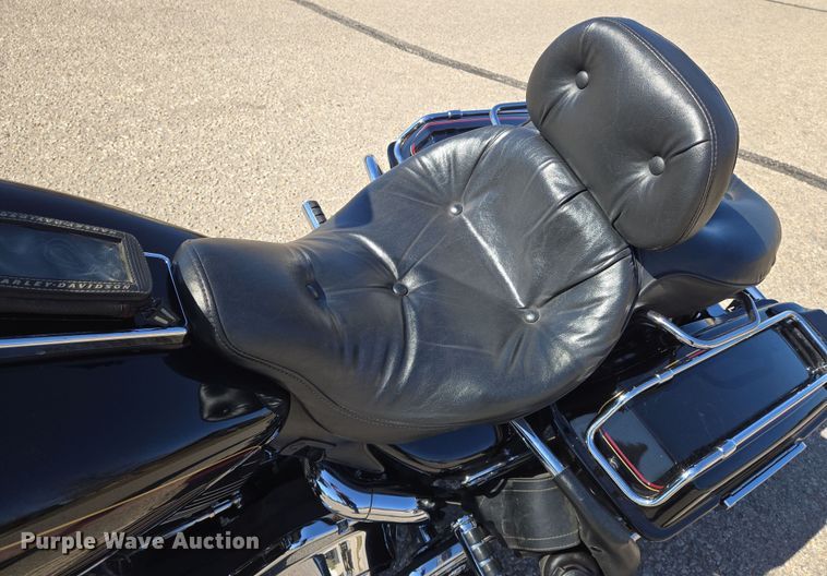 image for item EN8750 2000 Harley Davidson Electra Glide Ultra Classic FLHTCUI motorcycle