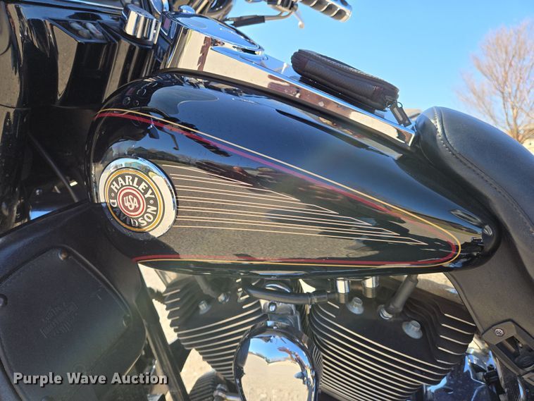 image for item EN8750 2000 Harley Davidson Electra Glide Ultra Classic FLHTCUI motorcycle