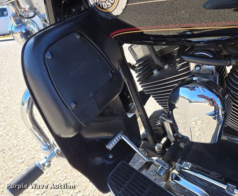 image for item EN8750 2000 Harley Davidson Electra Glide Ultra Classic FLHTCUI motorcycle