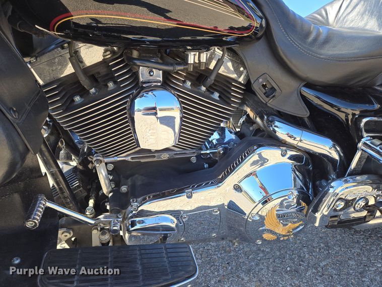 image for item EN8750 2000 Harley Davidson Electra Glide Ultra Classic FLHTCUI motorcycle