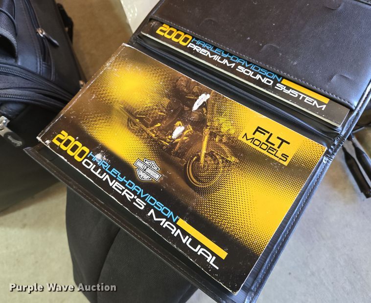 image for item EN8750 2000 Harley Davidson Electra Glide Ultra Classic FLHTCUI motorcycle