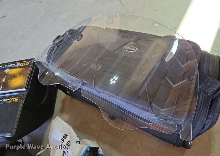 image for item EN8750 2000 Harley Davidson Electra Glide Ultra Classic FLHTCUI motorcycle