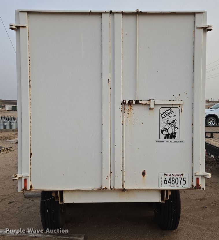 image for item EN8775 1994 Brush Bandit CB90 wood chipper