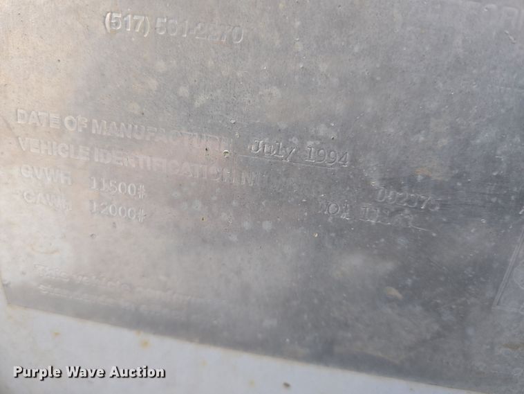 image for item EN8775 1994 Brush Bandit CB90 wood chipper