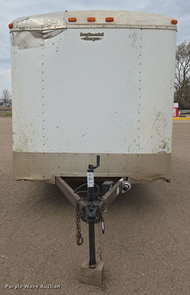 image for item EN8788 2009 Express enclosed cargo trailer