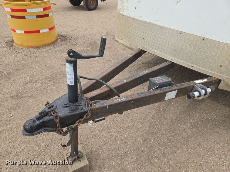 image for item EN8788 2009 Express enclosed cargo trailer