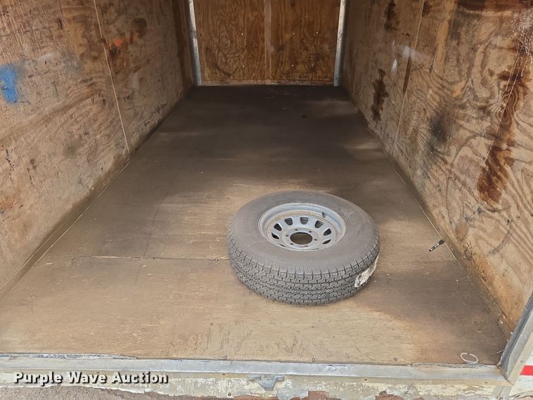 image for item EN8788 2009 Express enclosed cargo trailer